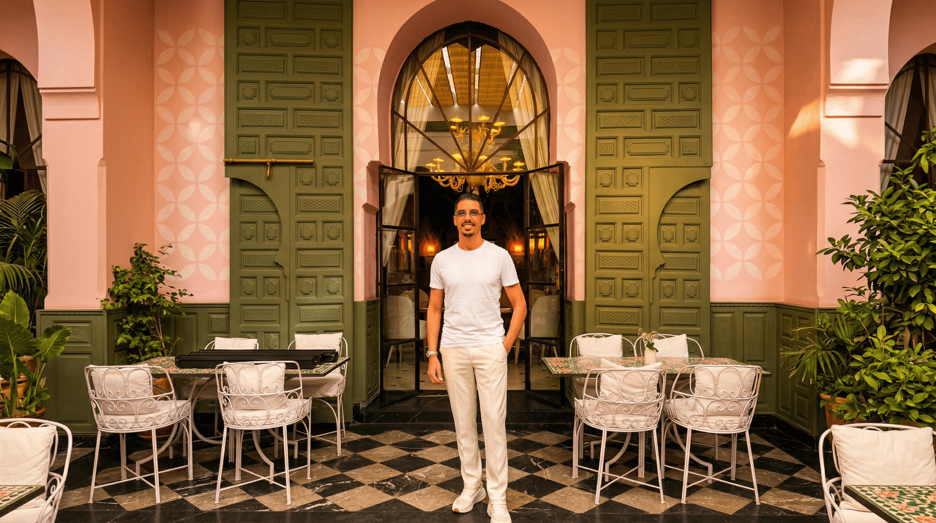 Descoperă Grădina Lotusului în Inima Marrakech-ului